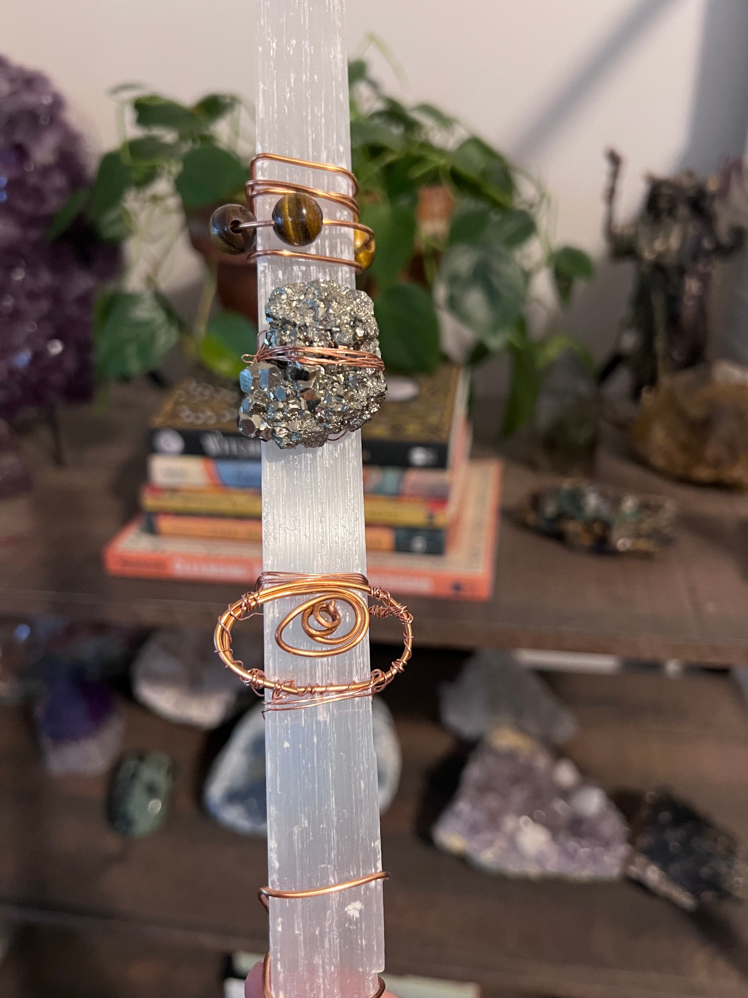 Abundance and protection Selenite wand